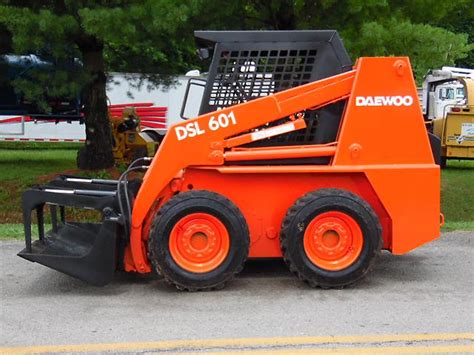 daewoo dsl 601 skid steer parts|daewoo 601 skid steer parts.